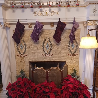 Seelye Christmas 2024-Fireplace